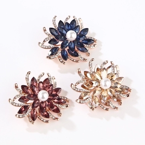 Flower Brooch Alloy Crystal Rhinestone With Faux Artificial Pearl Elegant Korean Style Jewelry Accessories For Women