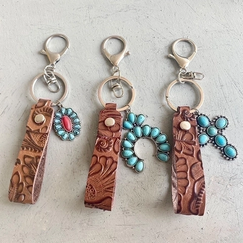 Western Vintage Schlüsselanhänger Echtes Leder Geprägtes Blumenmuster Türkis Kreuz Kaktus Anhänger Boho Stil Accessoire