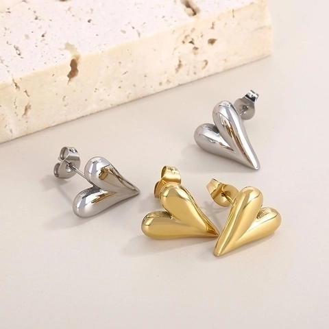 Stainless Steel Heart Stud Earrings 18K Gold Plated Minimalist Fashion Jewelry For Women Simple Polished Love Shape