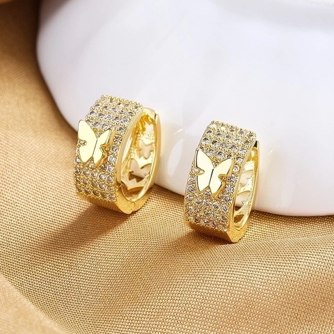 Orecchini Huggie Farfalla Rame Zirconia Cavo Pavé Moda Luce Lusso Ins Stile Per Le Donne Gioielli Chic