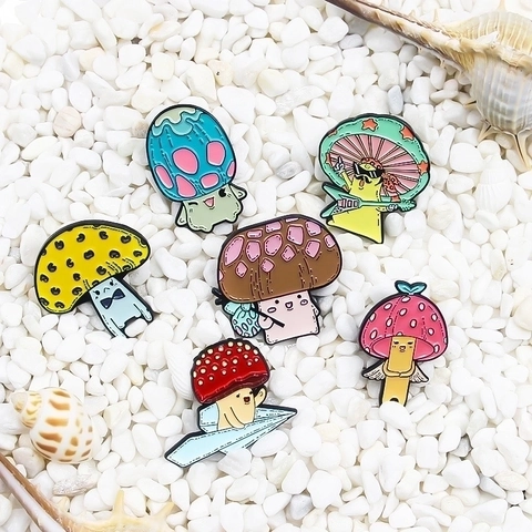 Spille In Smalto Fungo Cartone Animato Kawaii Spille In Lega Per Zaini Giacche Cappelli Gioielli Novità