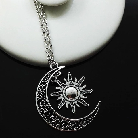 Collier Pendentif Soleil et Lune Vintage Ajouré Alliage Argent Bronze Antique Chaîne de Pull pour Hommes Femmes Bijoux Cadeau