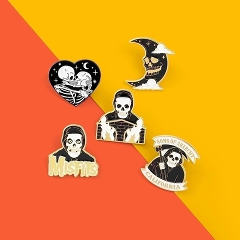 Kreative Legierung Emaille Totenkopf Brosche Gothic Punk Mond Herz Skelett Gesicht Emaille Pin Dekoration Schmuck Geschenk