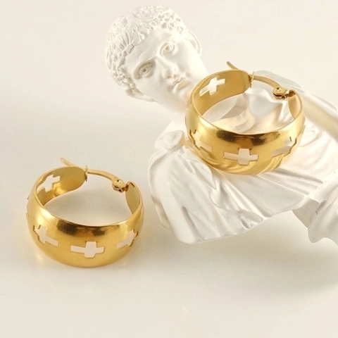 Stainless Steel Hoop Earrings With Hollow Cross Design 18K Gold Plated Round Geometric Religious Jewelry For Women