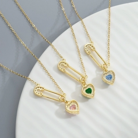 Trendy Heart Safety Pin Pendant Necklace Copper Gold Plated Cubic Zirconia Clavicle Chain Jewelry For Women