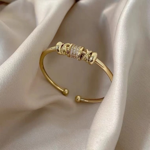 Bracciale Rigido Rame Placcato Oro Zirconia Regolabile Gioielli Minimalisti Di Lusso Per Donna