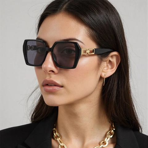 Oversized Square Sunglasses PC Frame With Gold Metal Chain UV400 Fashion Eyewear For Women
