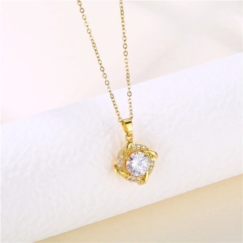 Stainless Steel Pendant Necklace Round Halo Zirconia Crystal Swirl Design Vacuum Plated Gold Fashion Jewelry For Women