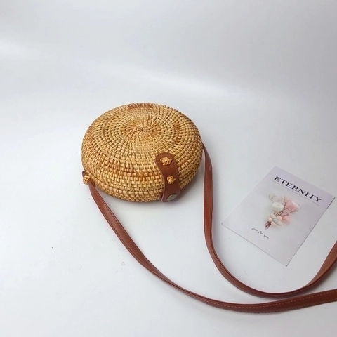 Handcrafted Rattan Woven Shoulder Bag Retro Straw Crossbody Handbag With Leather Strap For Women Summer Beach Vacation