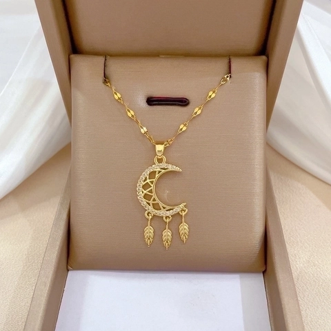 Luxury Crescent Moon Dreamcatcher Pendant Necklace Stainless Steel Chain And Copper Zircon Jewelry For Women