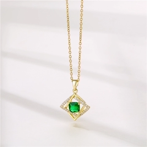 Anhänger Halskette Edelstahl Grüner Kristall Quadratisch Hohl Kleeblatt Design Eleganter Zirkonia Schmuck Für Damen