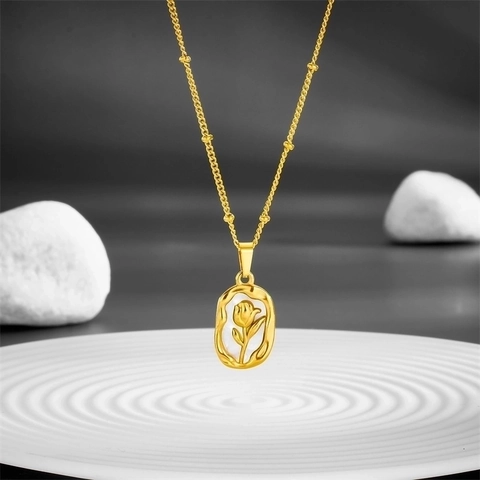Vintage Rose Relief Pendant Necklace Titanium Steel Gold Plated Mother Of Artificial Pearl Shell Beaded Chain Elegant For Women