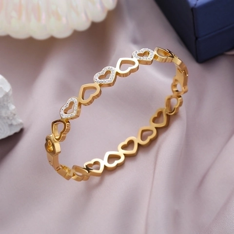 Brazalete De Acero Inoxidable Con Diamantes De Imitación Corazón Hueco Hebilla De Corazón A Corazón Para Mujer Joyería Elegante