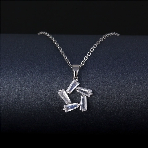 Star Pendant Necklace Sparkling Zircon Inlaid Stainless Steel Chain Minimalist Hollow Pentagram Jewelry For Women