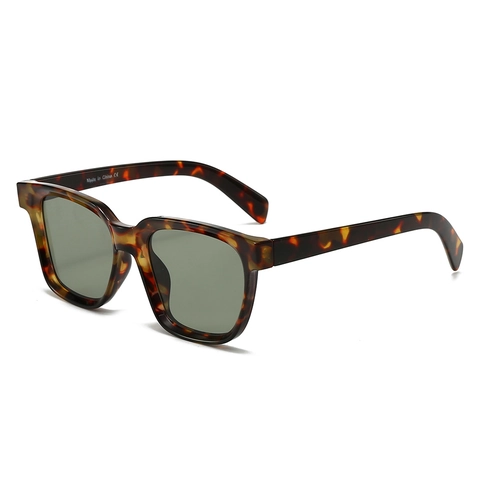 Retro Square Sunglasses For Women And Men UV Protection Fashion Bold Frame Outdoor Travel Driving Eyewear