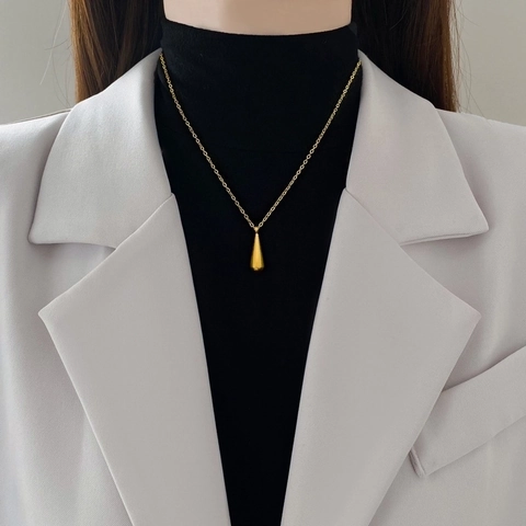 Minimalistische Wassertropfen Anhänger Halskette Titanstahl Vergoldet Schlüsselbein Kette Eleganter Schmuck Damen