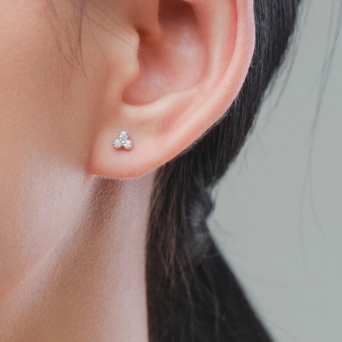925 Sterling Zilveren Oorknopjes Met Driehoekige Zirkoon Cluster Minimalistische Sierlijke Sieraden Voor Vrouwen