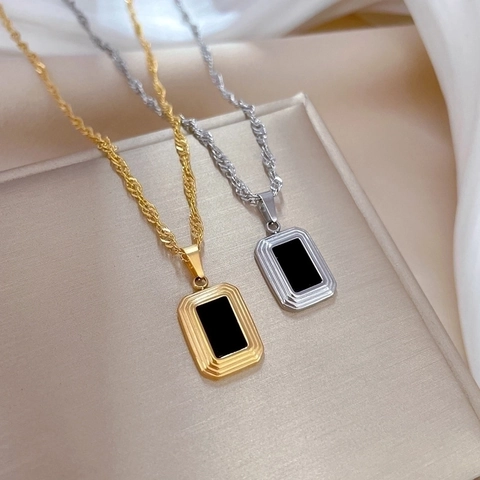 Titanium Stahl Rechteck Anhänger Halskette Geometrische Schwarze Einlage Wasserwellenkette Minimalistisch Vintage Damen