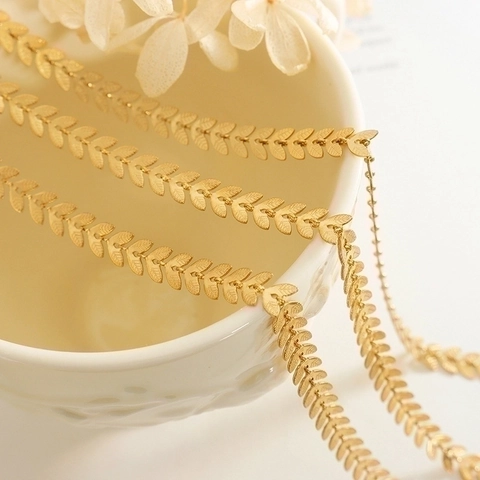 Collar Eslabones Hojas Acero Inoxidable Chapado Oro 18K Gargantilla Elegante Mujer