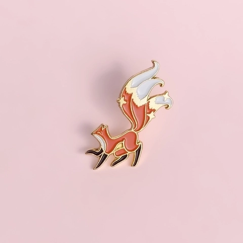 Cartoon Süß Neunschwänziger Fuchs Emaille Brosche Badge Gold Legierung Tier Anstecknadel Schmuck Zubehör Für Damen Herren Kleidung Dekor