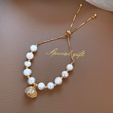 Alloy Artificial Pearl Shell Charm Bracelet Gold Electroplated Cat's Eye Stone Adjustable Rhinestone Pave Bracelet For Women