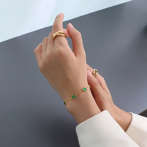 Bracciale Con Zircone Verde Smeraldo Minimalista Stile Francese Per Donna Acciaio Al Titanio Placcato Oro 18K Lusso Vintage Catena Regolabile