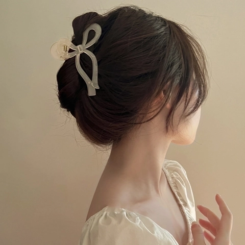 Elegant Korean Style Large Bow Hair Claw Clip Acrylic Resin Minimalist Non Slip Styling Hair Accessory For Women