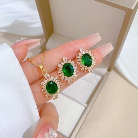 Oval Emerald Green Gemstone Necklace And Earrings Gold Plated Alloy Zircon For Women Elegant With Silver Earring Post