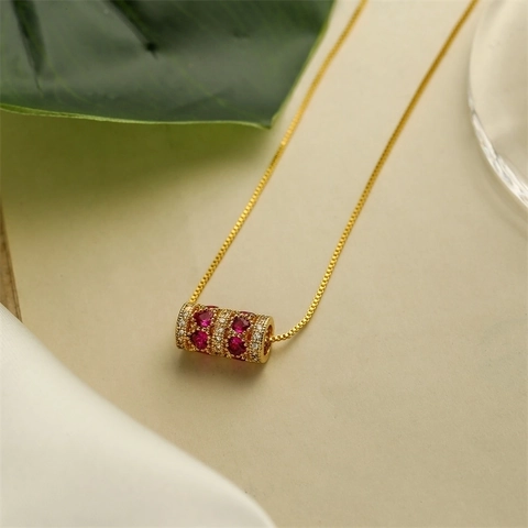 Heart Cylindrical Pendant Necklace Copper Micro Inlaid Zirconia Fashion Jewelry For Women Elegant Gift Accessory