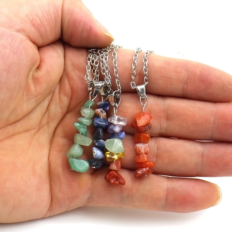 Halskette Mit Naturstein-Splitter-Anhänger Handgefertigter Trommelkristall-Heilchakra-Schmuck Für Damen