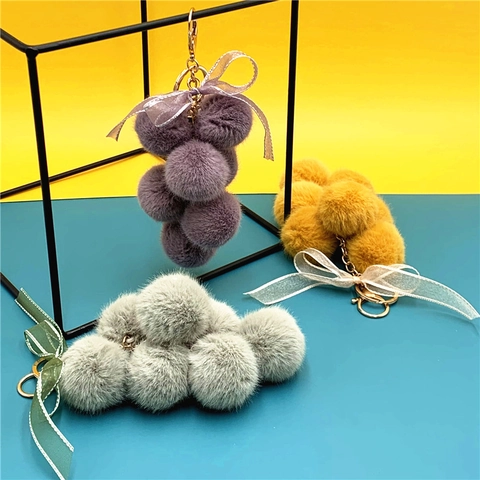 Portachiavi In Peluche A Forma Di Uva Con Pompon In Pelliccia Sintetica E Fiocco Di Nastro Simpatico Ciondolo Borsa