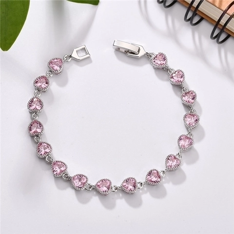 Elegante Armband Met Hartvormige Zirkonia Voor Dames Romantische Fonkelende Cubic Zirkonia Koperen Sieraden Cadeau