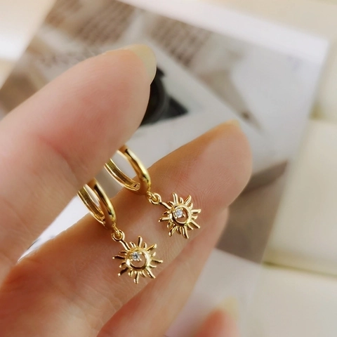 925 Sterling Silver Sun Ray Huggie Hoop Earrings For Women Men Zirconia Inlaid Gold Silver Minimalist Ear Buckle Unisex Jewelry