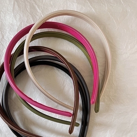 Vintage Narrow PU Leather Headband For Women Solid Color Elegant Handmade Hair Hoop Retro Minimalist Chic Hair Accessory