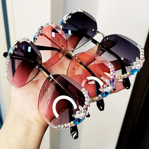 Lunettes De Soleil Sans Monture Femmes Dégradées Avec Strass Surdimensionnées Protection UV400 Branches Métal Mode
