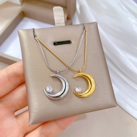 Collar Con Colgante De Media Luna Minimalista Acero De Titanio Circón Elegante Cadena De Serpiente Joyería Mujer