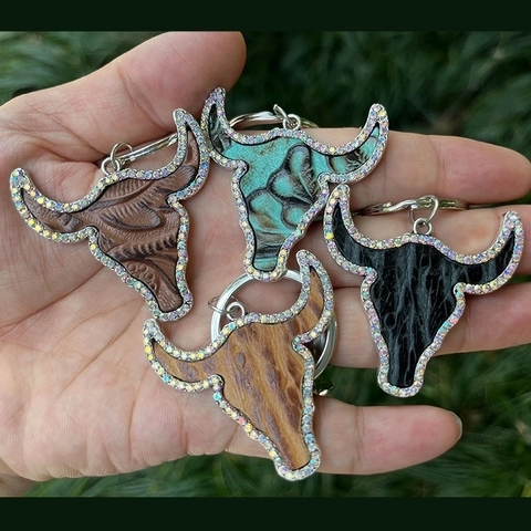 Bull Head Keychain Western Vintage Embossed Leather Cow Head Bag Pendant With Colorful Rhinestones Alloy For Women Men