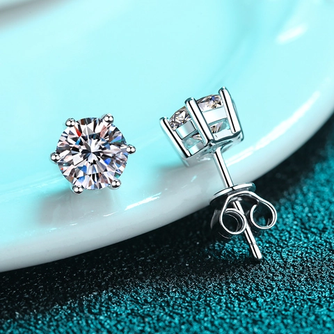 Classic Round Cut Moissanite Zircon Stud Earring With 925 Sterling Silver Earring Post Claw Setting Elegant Women