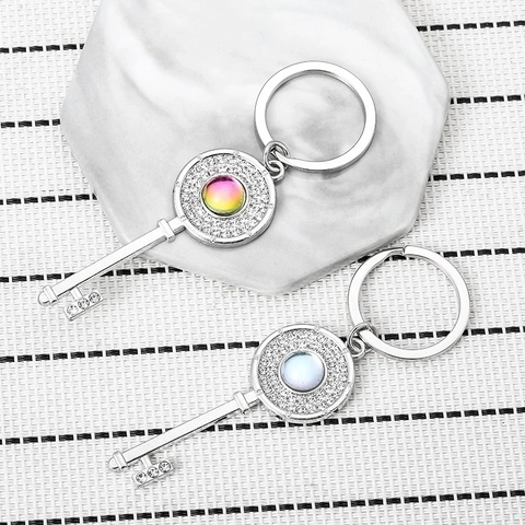 Llavero Brillante En Forma De Llave Con Cristales Aleación De Zinc Diseño Vintage Adorno De Bolso Regalo