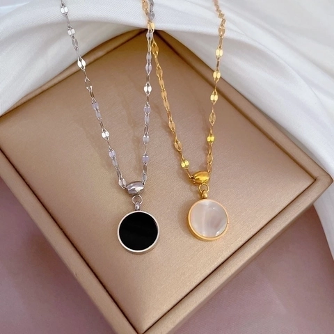 Double Sided Shell Round Pendant Necklace Titanium Steel Real Gold Plated Elegant Clavicle Chain For Women Jewelry