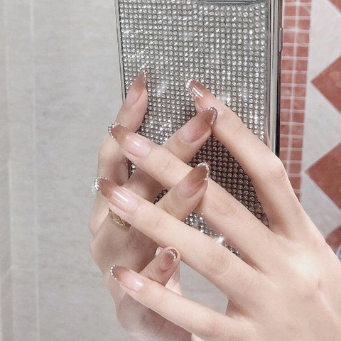 Koffiebruin Verloop Amandelvorm Kunstnagels Met Glinsterende Steentjes Elegante Kunstmatige Valse Nagels Voor Dames
