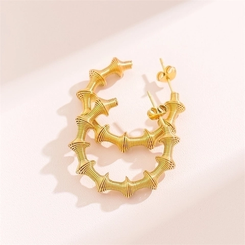 Orecchini A Cerchio Acciaio Inossidabile Placcato Oro Trama Molla Spirale Cavo Forma C Giunto Bambù Silver Earring Post
