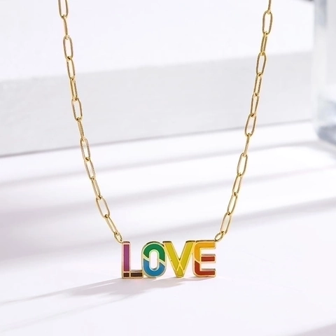 Collana In Acciaio Inossidabile Pendente Lettera LOVE Smalto Arcobaleno Catena A Graffetta Gioielli Moda Donna Placcato Oro