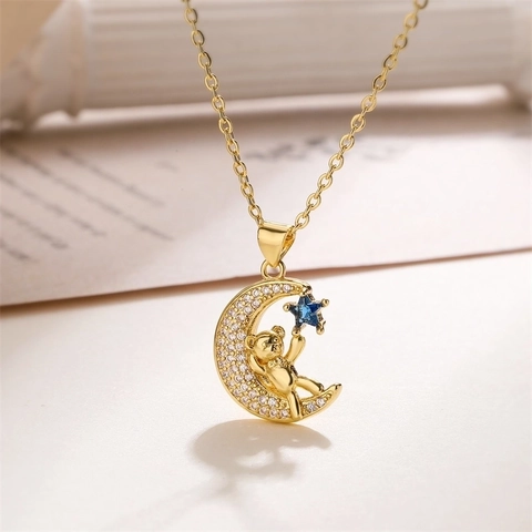 Collana con Pendente Orsetto Luna Stella per Donna Placcata in Oro Rame con Strass Intarsiati Eleganti Collane Orsetto Luna