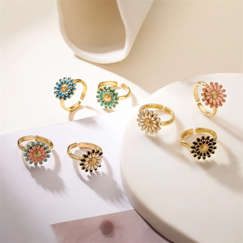 Anello Aperto Regolabile in Rame Vintage Stile Ins con Margherita per Donna Oro Smalto Floreale Geometrico Gioielli da Dito