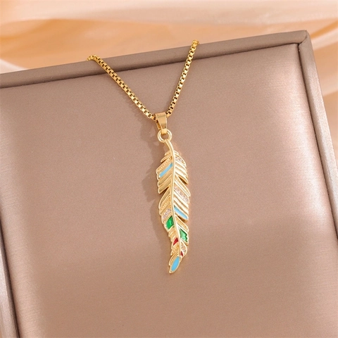 Feder Anhänger Halskette Gold Plattiert Kupfer Bunte Emaille Zirkon Nische Design Eleganter Schmuck Für Frauen