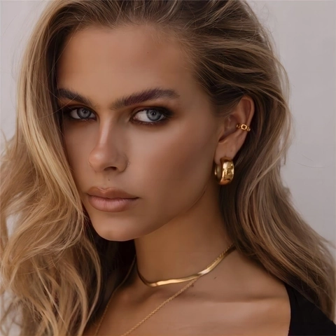 Boucles D'Oreilles Créoles Épaisses En Forme De C Pour Femmes Acier Inoxydable Plaqué Or 18K Poli Style INS Tendance