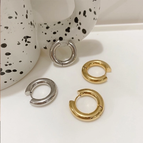 Orecchini a Cerchio in Acciaio al Titanio Minimalisti per Donna Fibbie per Orecchie Oro Argento Lucidate a Specchio Gioielli Stile Freddo