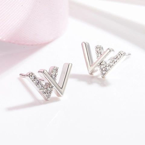 Minimalist Letter W Stud Earrings For Women Copper Silver Rose Gold Plated Micro Pave Rhinestone Small Fashion Stud Jewelry Gift