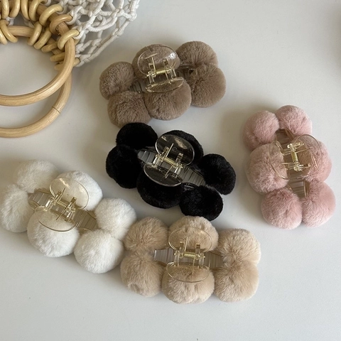Plush Pom Pom Hair Claw Clip Faux Fur Soft Cute Large Plastic Hair Jaw Clip For Women Korean Style Hair Accessories